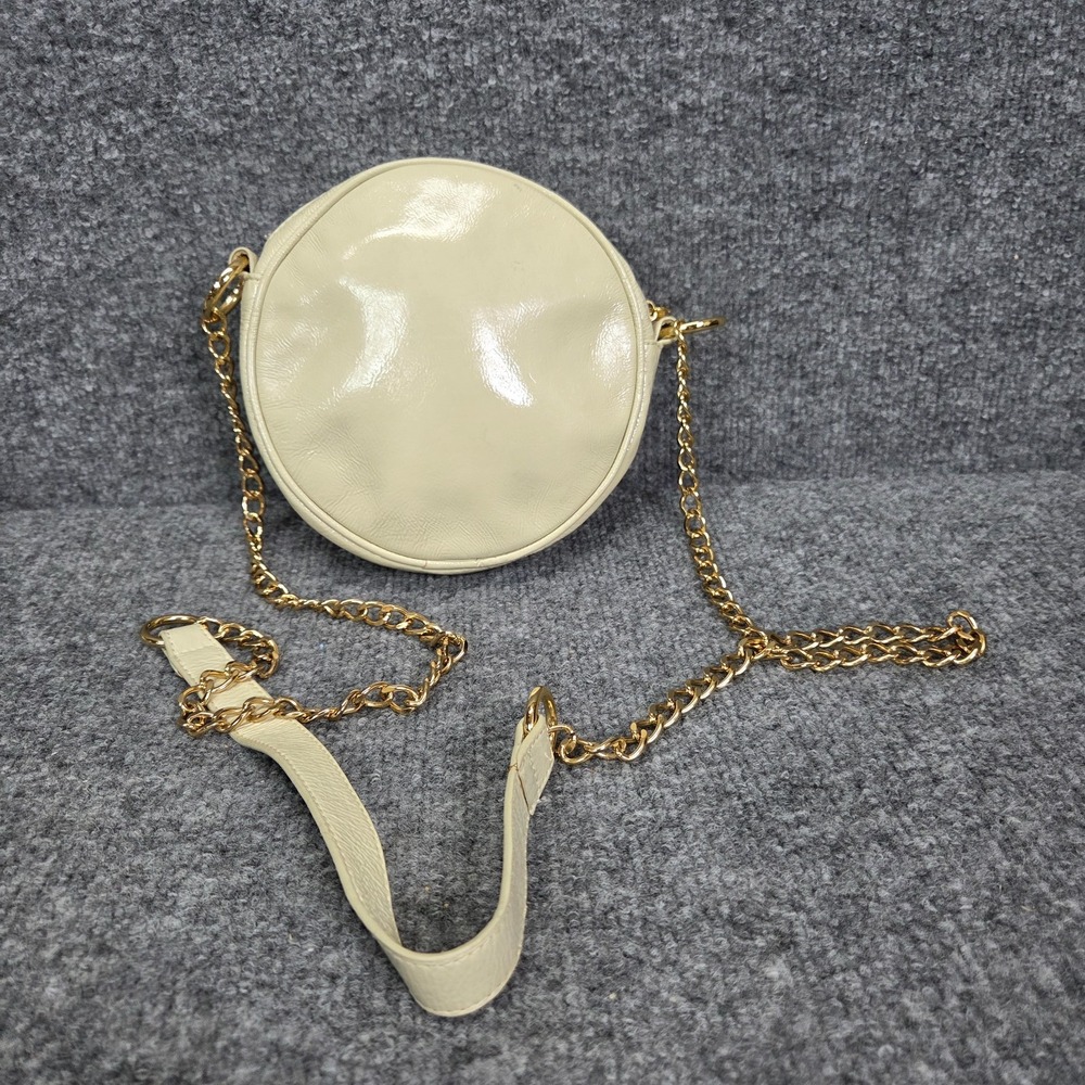 HOBO Deb Round Patent Leather Crossbody bag Creme & Gold chain strap RARE